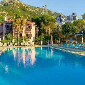 Club Pink Palace Hotel Oludeniz