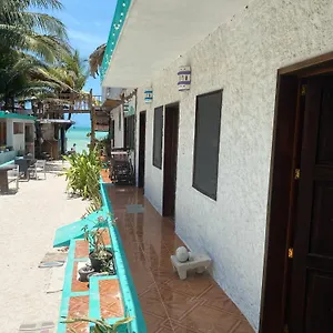 Casa Victor Avila , Isla Holbox México