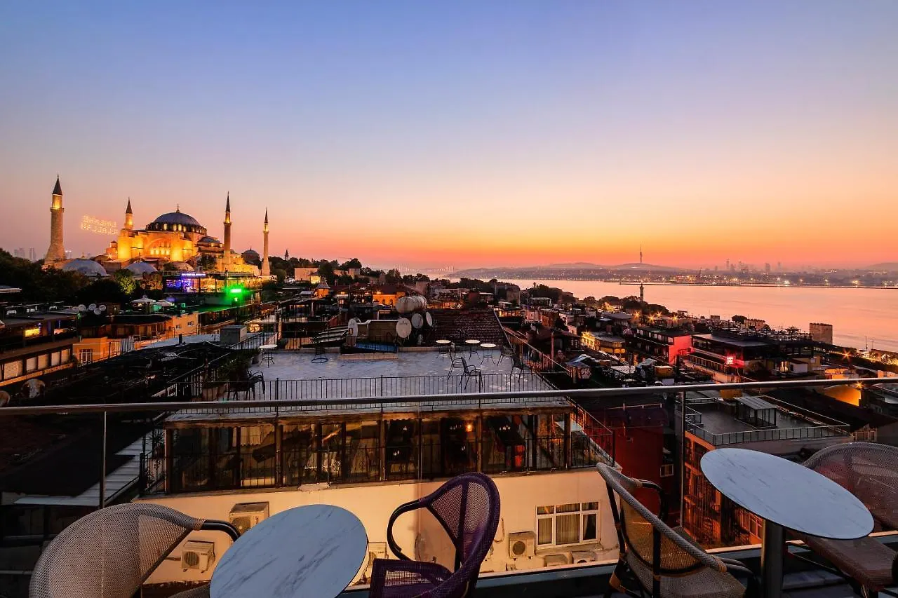****  The Magnaura Palace Hotel Istanbul Turcia