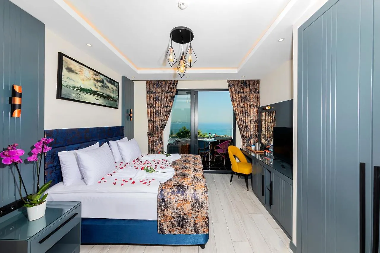 The Magnaura Palace Hotel Istanbul