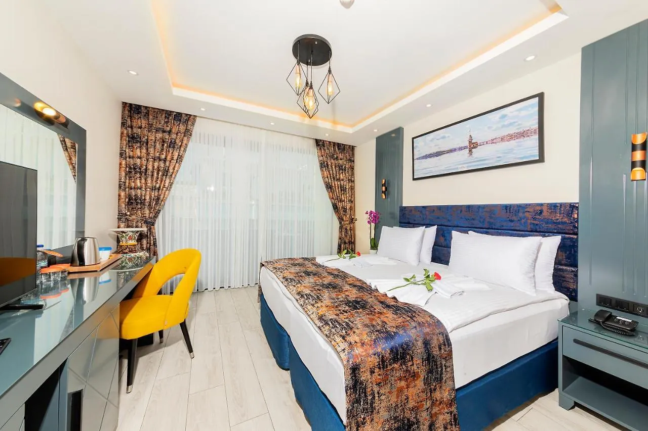 The Magnaura Palace Hotel Istanbul 4*,