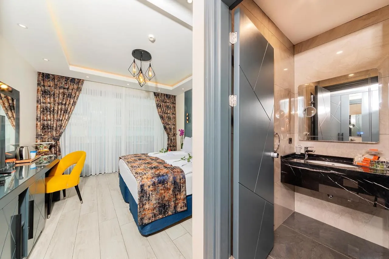 The Magnaura Palace Hotel Istanbul 4*,  Turcia