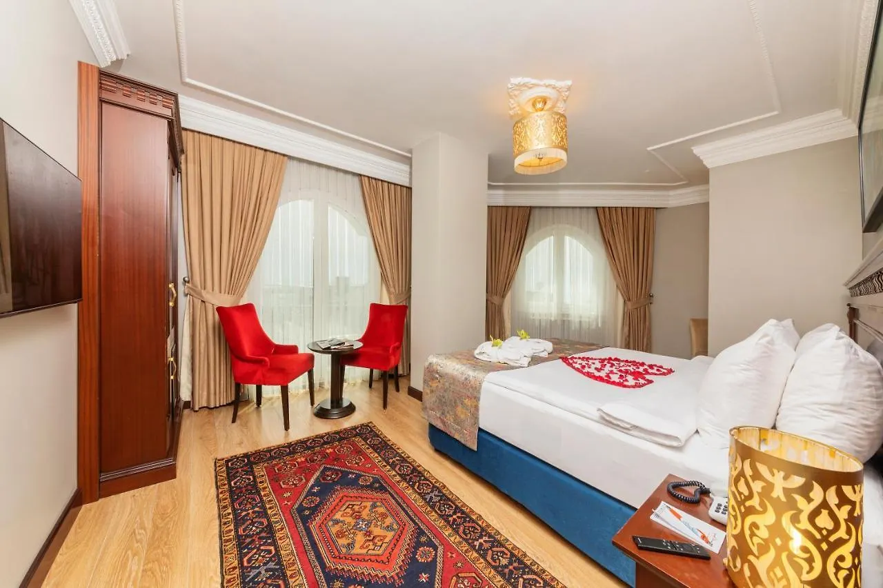 The Magnaura Palace Hotel Istanbul