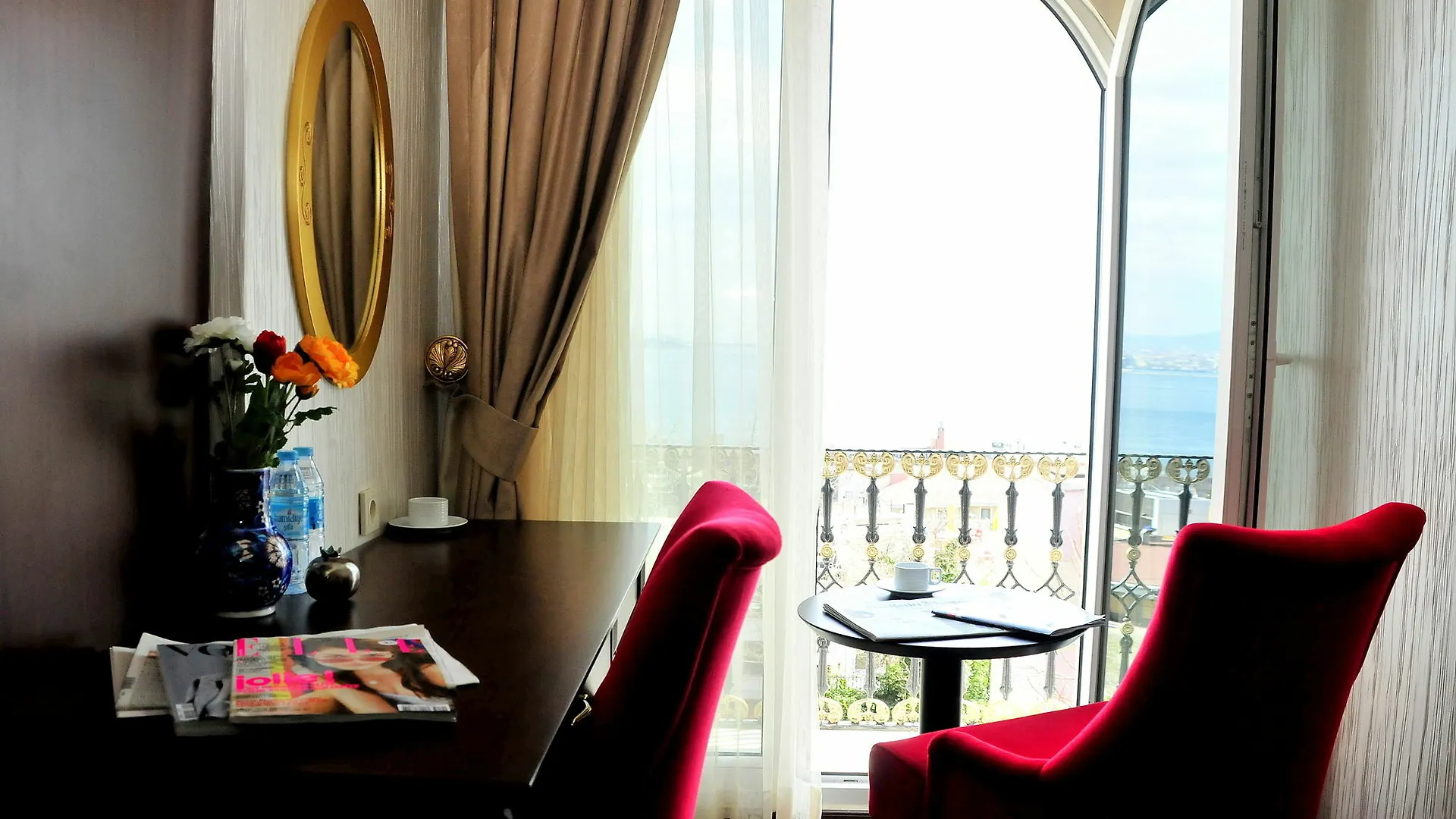 The Magnaura Palace Hotel Istanbul 4*,